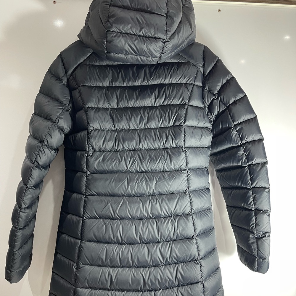 BNWT Woolrich light puffer hoodie Small black - Picture 5 of 12
